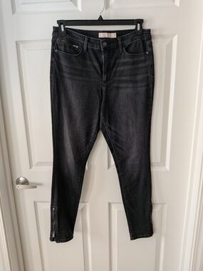 Athleta Black Skinny Jeans with Ankle Zippers